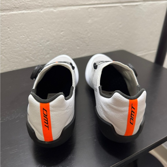 DMT KR30 Road Shoes - white/black main image 6
